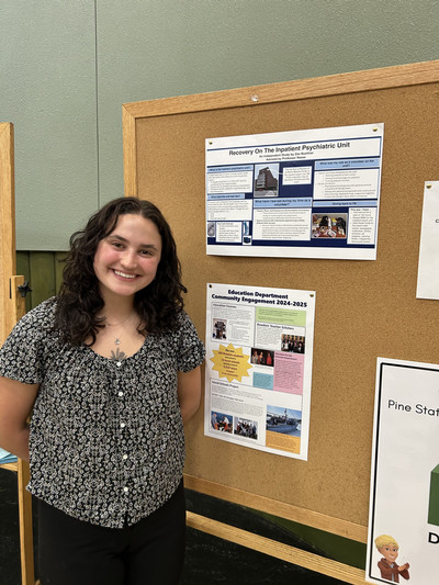 buettner25 presents poster on psych care