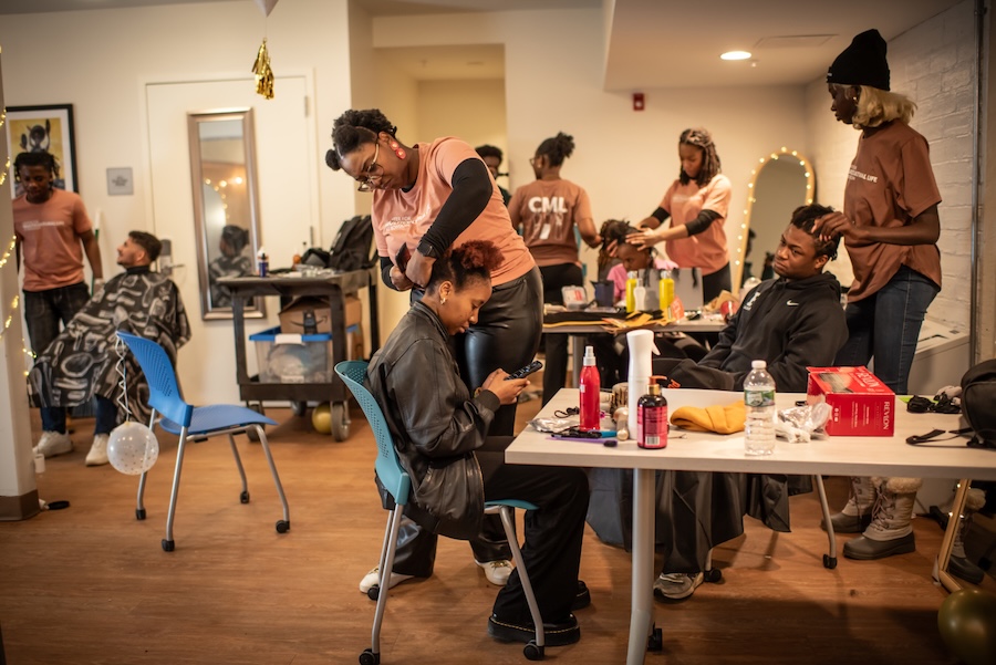 Glam and Glow pop-up studio in Ladd