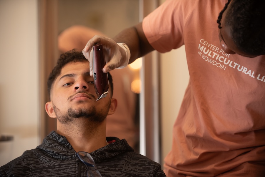 Glam and Glow pop-up studio in Ladd