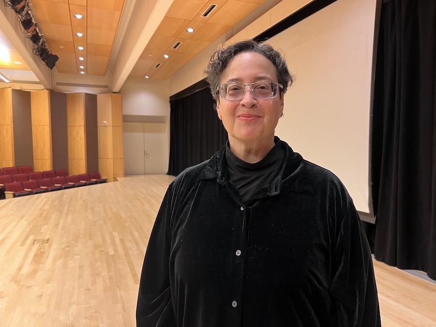 portrait of Marla Brettschneider