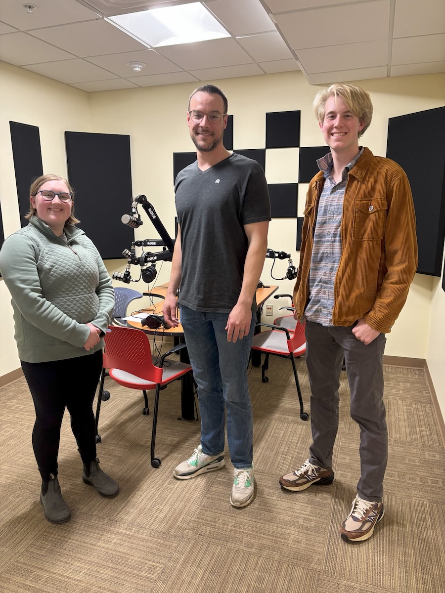 Lars Van Horn and Natalie Emmerson with Steve Robinson of the Maine Wire