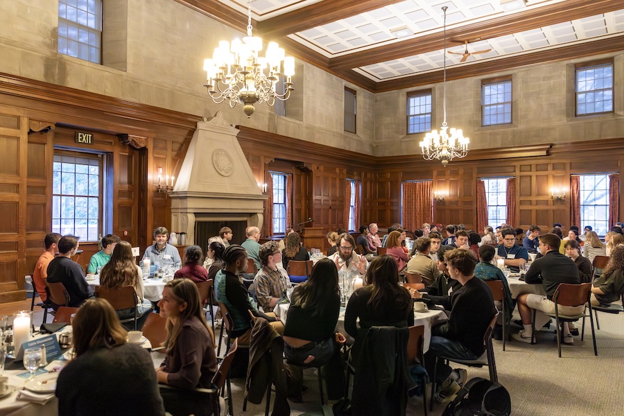 AI alumni dinner in Maine Lounge