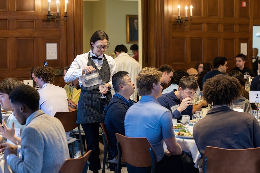 AI alumni dinner in Maine Lounge