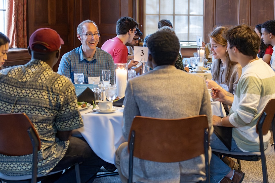 AI alumni dinner in Maine Lounge