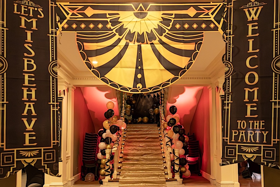 Renaissance noir decor