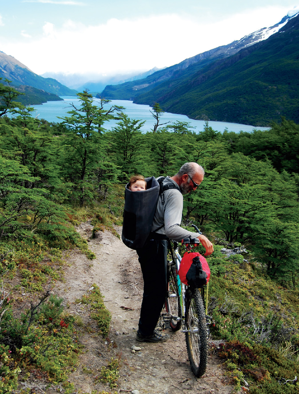 James and five-month-old Tormentina in 2008, on Paso dos Lagos, a famous border crossing between Chile and Argentina that can be made only on foot, by bicycle, or on horseback.