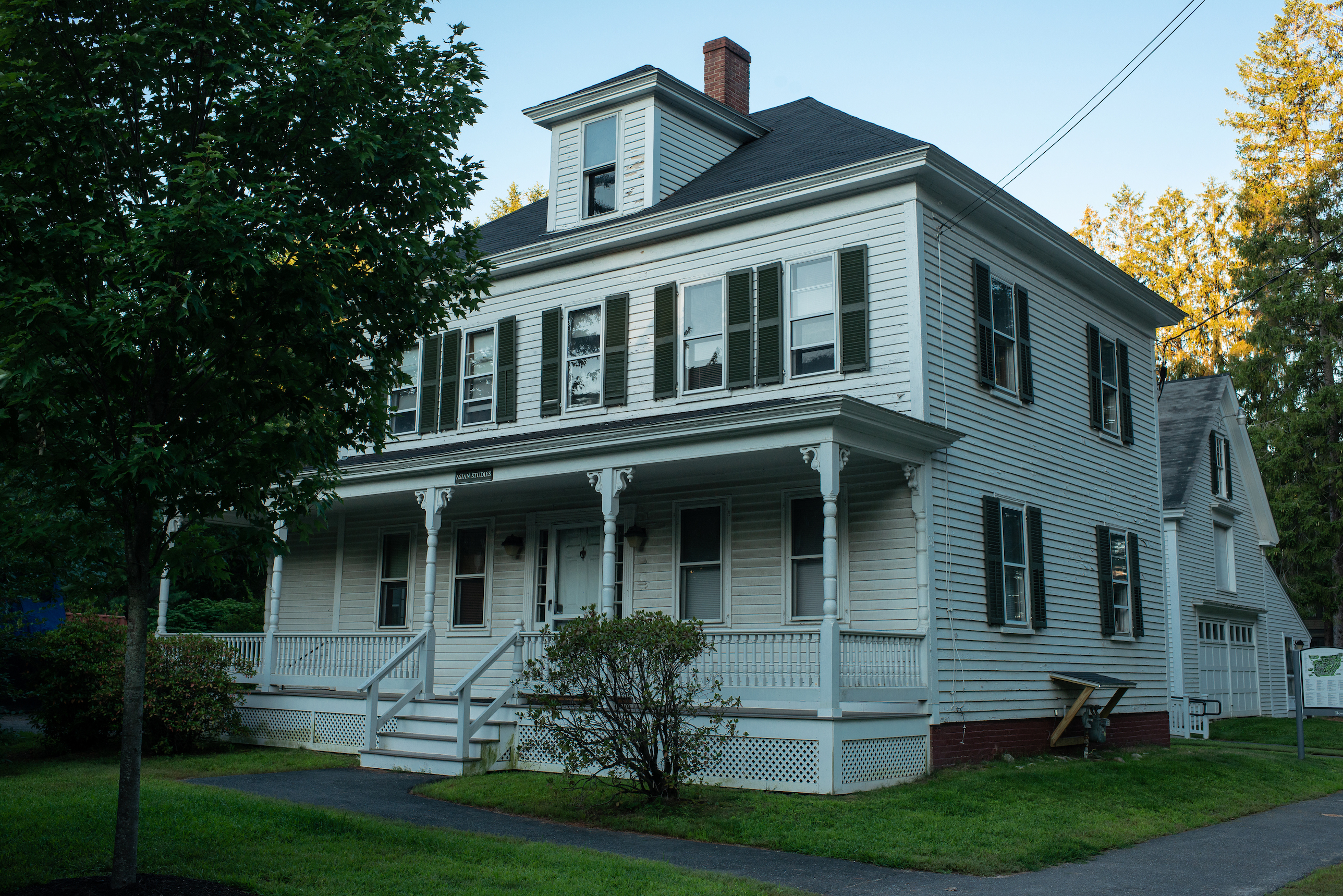 Exterior of 38 College Street