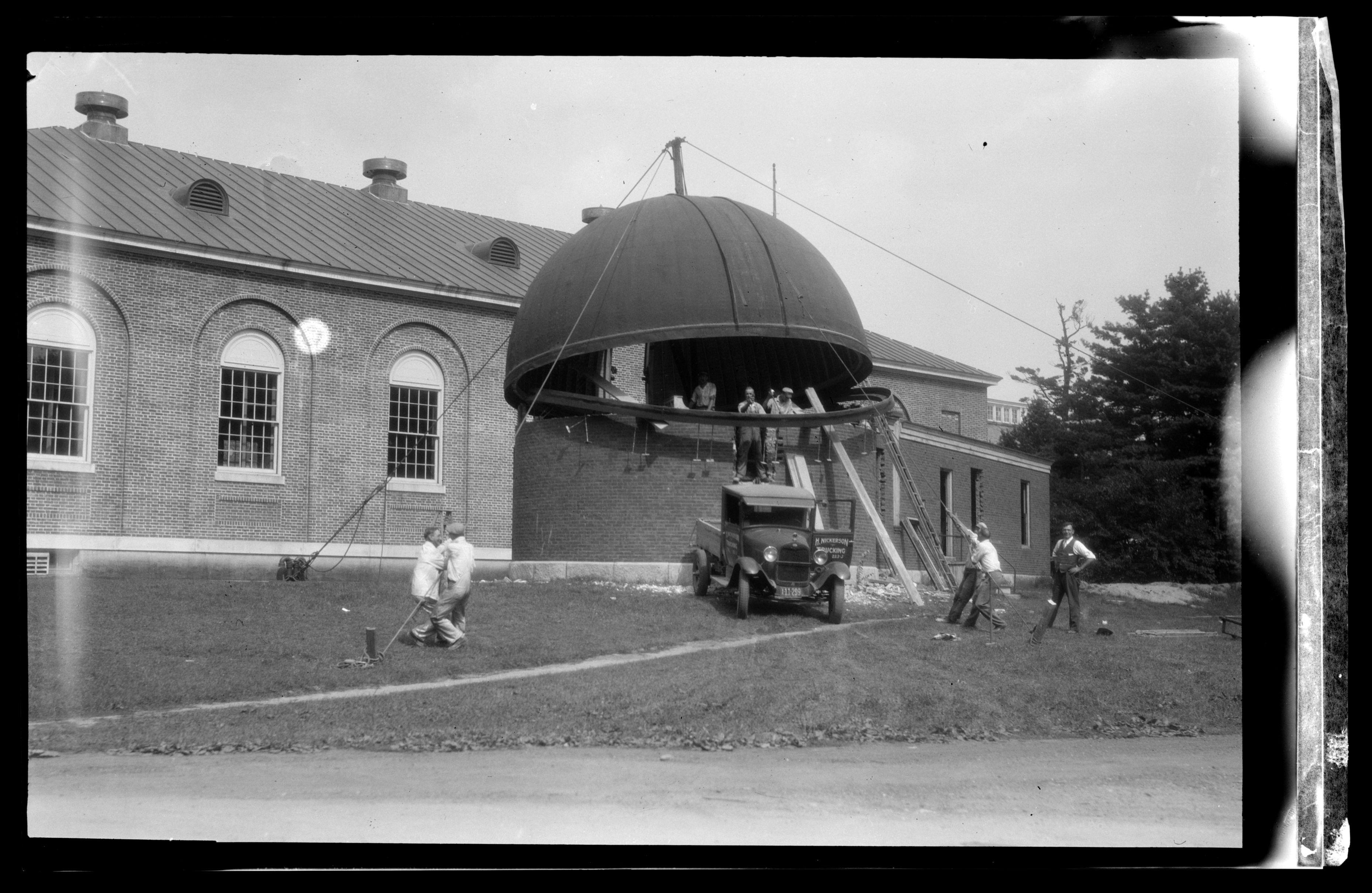 The 1927 move of the Observatory