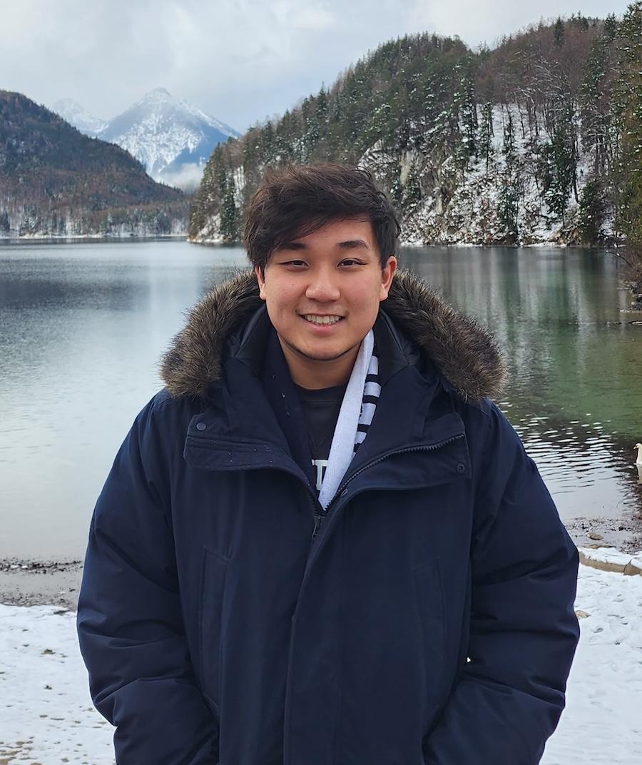 Daniel Chi headshot 