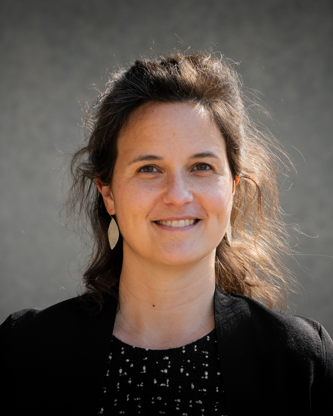 Mary Elston headshot