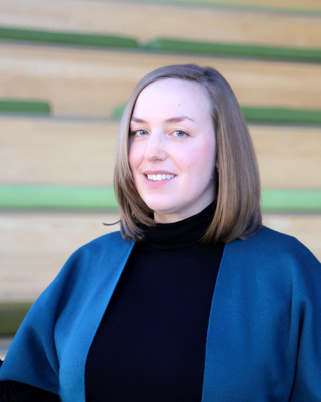 Deb Williams headshot