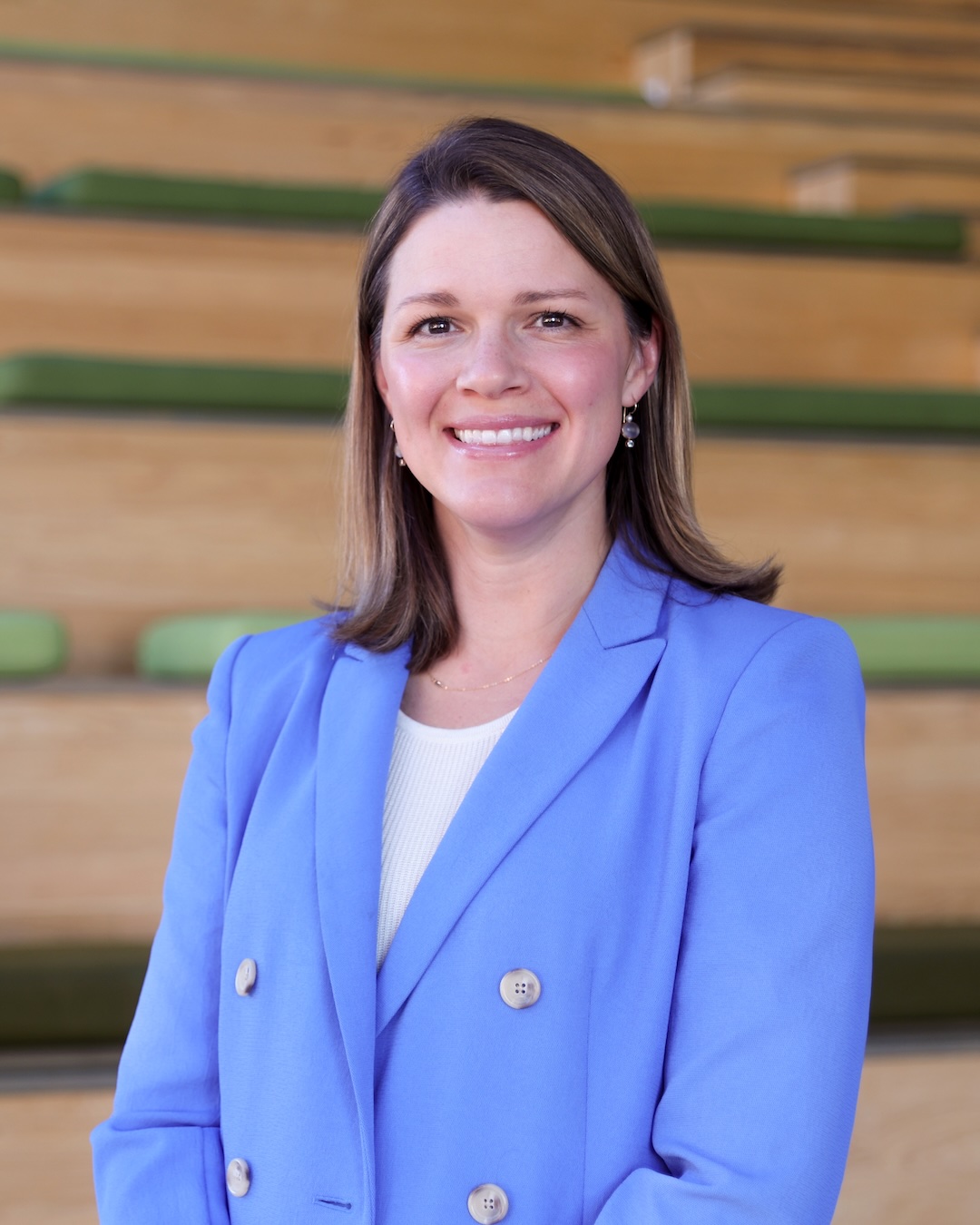 Emma Eldredge headshot