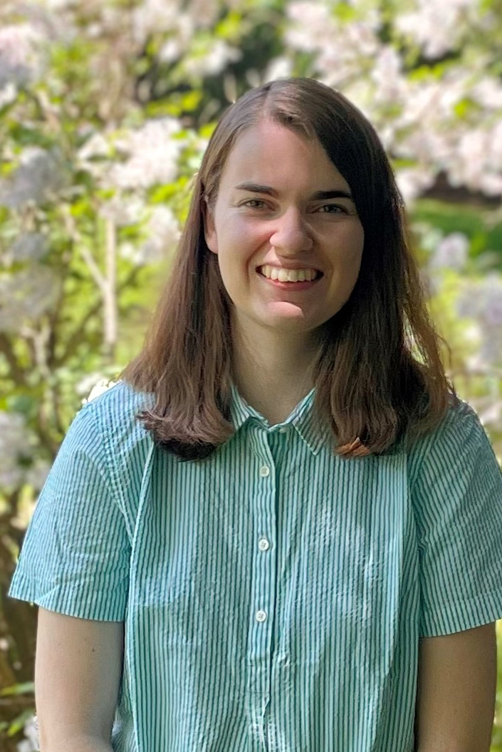 A headshot of Sarah Grobe