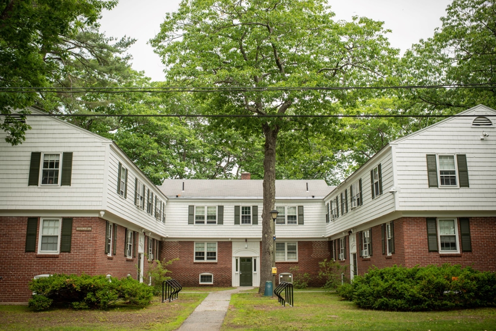 Mayflower Apartments exterior