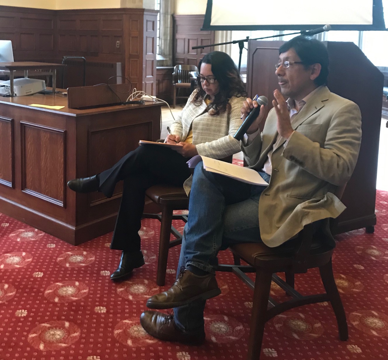 Felix Reategui and Irina Junieles, answering questions from students attending the colloquium “Memory, Truth and Justice: Lessons from the Peace Processes in South America”