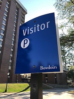 Visitor Parking Sign Image